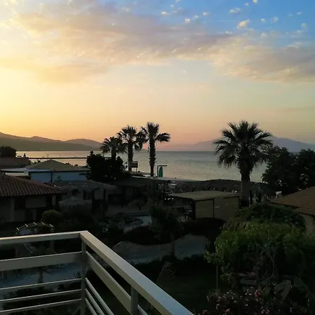 Anatolikos Apartament *
